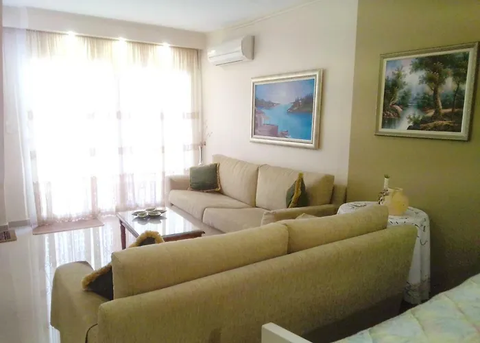 Maria\'S Garden House